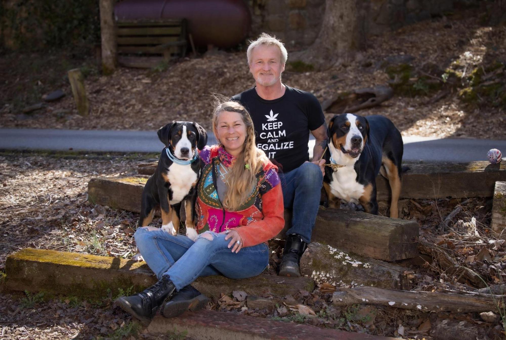 Bear Creek Lodge And Cabins In Helen Ga - Pet Friendly, River On Property, Walking Distance To Downtown Helen Exterior foto