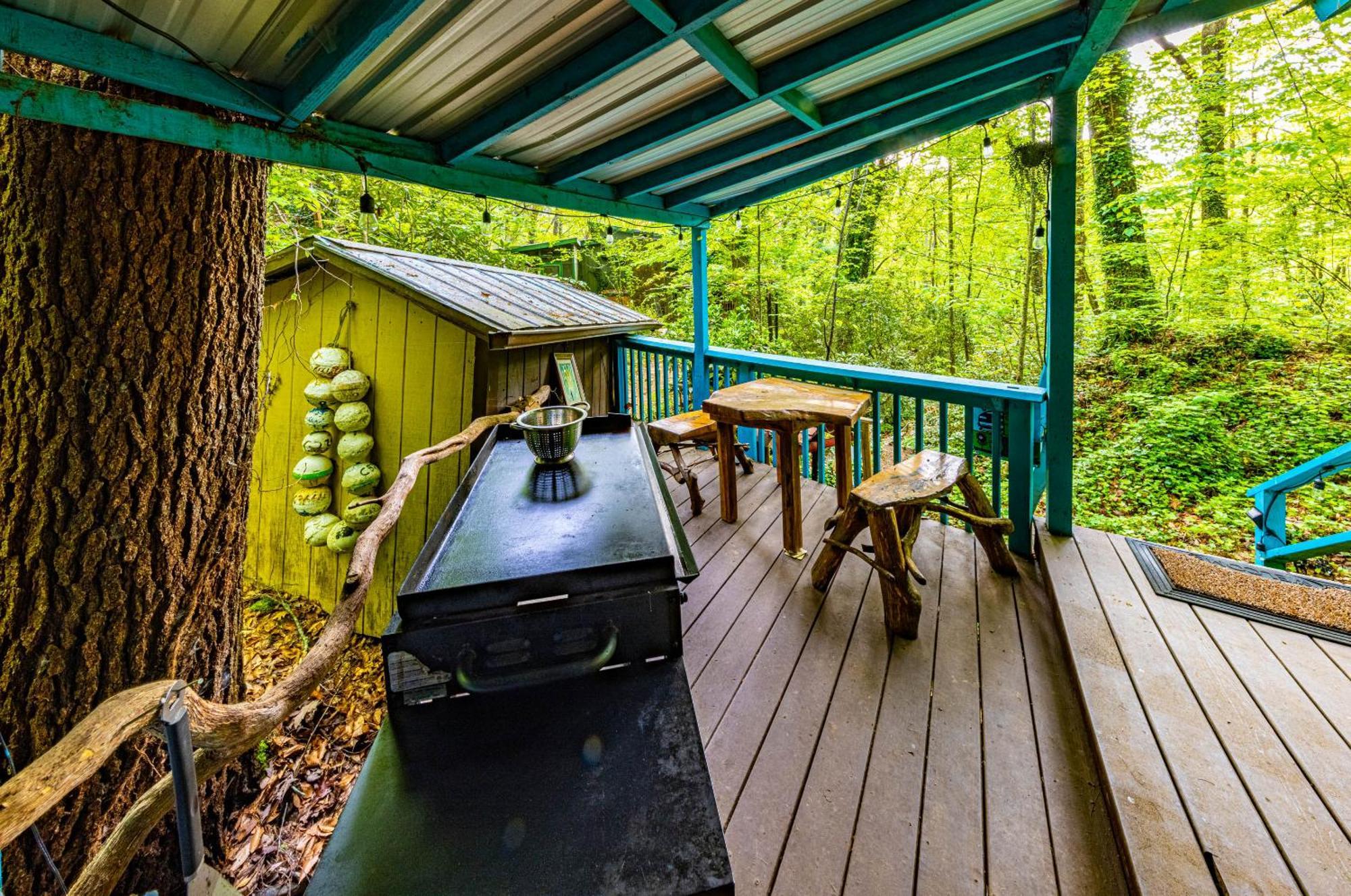 Bear Creek Lodge And Cabins In Helen Ga - Pet Friendly, River On Property, Walking Distance To Downtown Helen Exterior foto