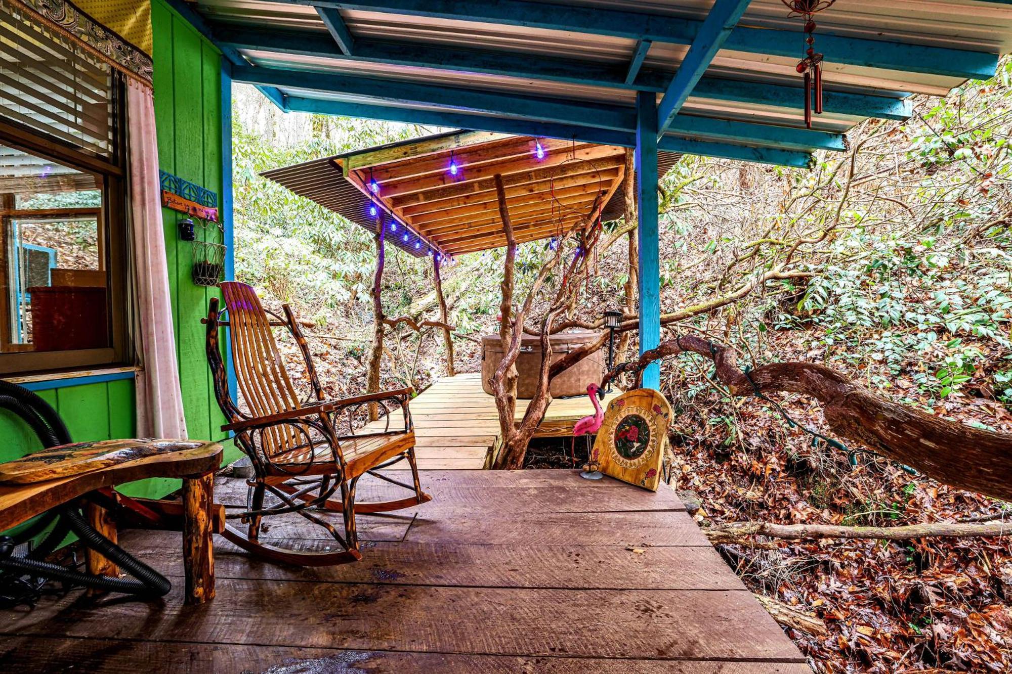 Bear Creek Lodge And Cabins In Helen Ga - Pet Friendly, River On Property, Walking Distance To Downtown Helen Exterior foto